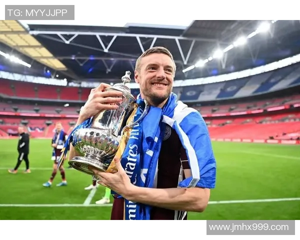 终身无冠的足球明星如何在绿茵场上书写传奇人生