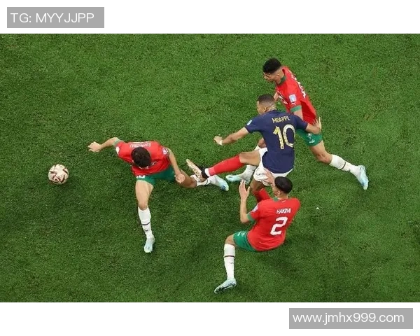 各大足球明星进球表现评析与精彩瞬间回顾 各大足球明星进球表现评析与精彩瞬间回顾